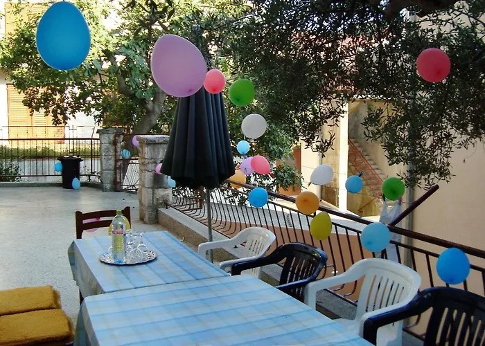 With Parking Space Sumpetar, Omis - 951 Apartamento Sumpetar